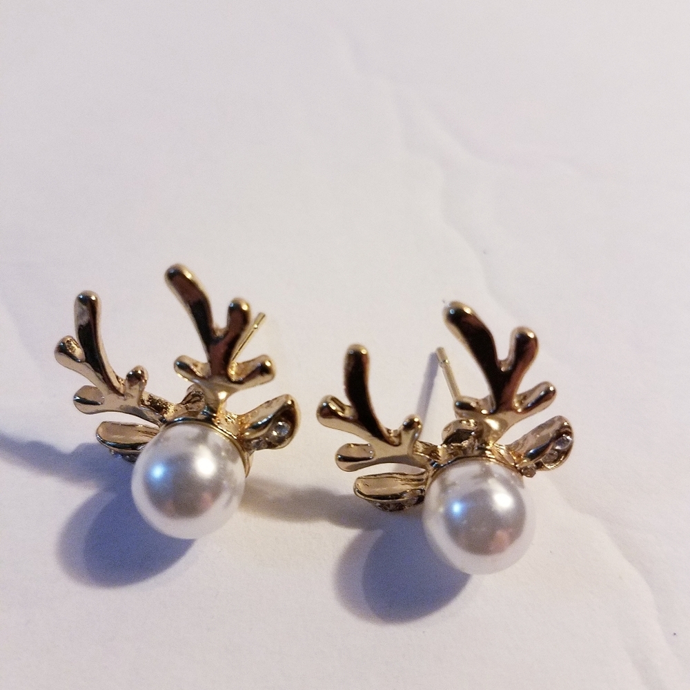 Reindeer Earrings Gold Tone with Faux Pearl - Picture 3 of 15